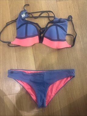 Maaji Women’s Blue and Coral Contrast Bikini Set. Large